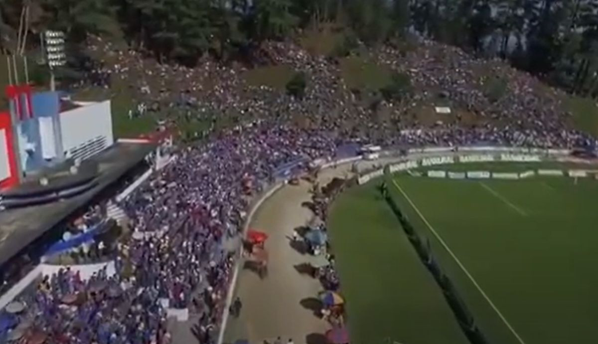 Najluđi stadion na svijetu: Tribine male i razbacane, a na utakmicama u prosjeku 40.000 gledatelja