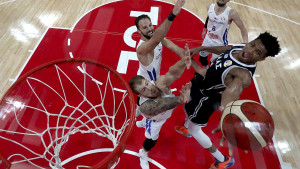 Nove kritike na račun sudija: Da li je Antetokounmpo zaslužio 5. ličnu?