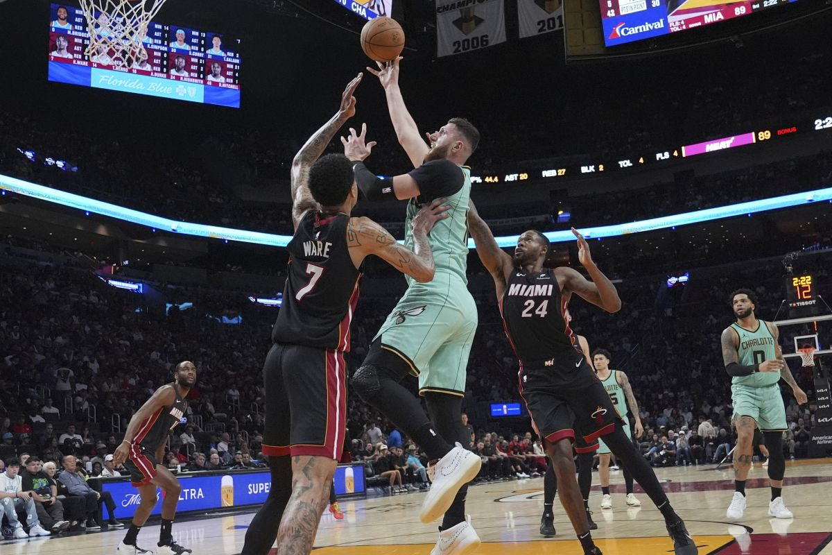 Da li je Jusuf Nurkić pronašao svoj dom u Charlotteu? Da li je Jusuf Nurkić pronašao svoj dom u Charlotteu?