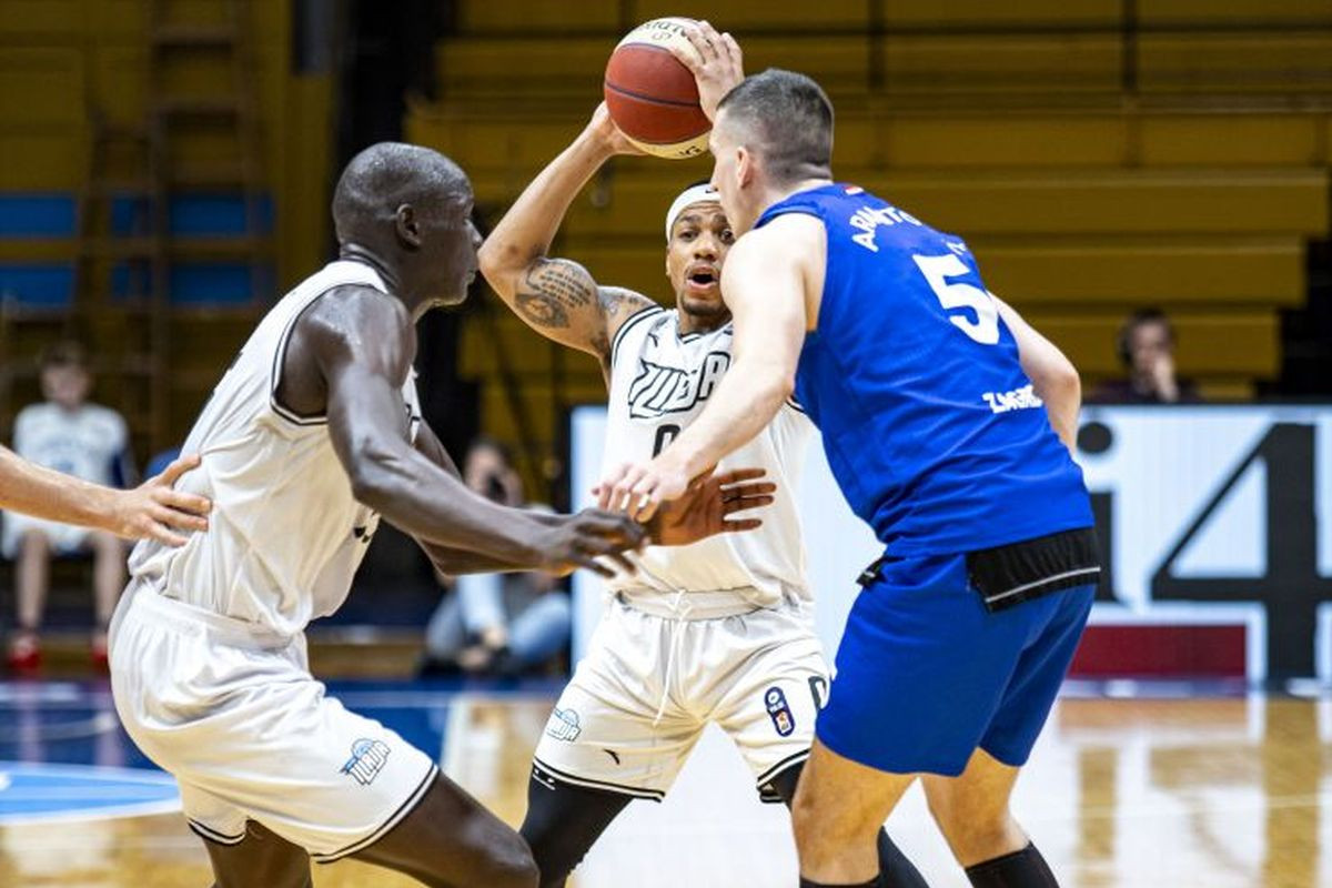 Ilirija kreirala čudo u Zagrebu! Novi break slovenskog tima, sada u playoffu ABA 2 lige Ilirija kreirala čudo u Zagrebu! Novi break slovenskog tima, sada u playoffu ABA 2 lige