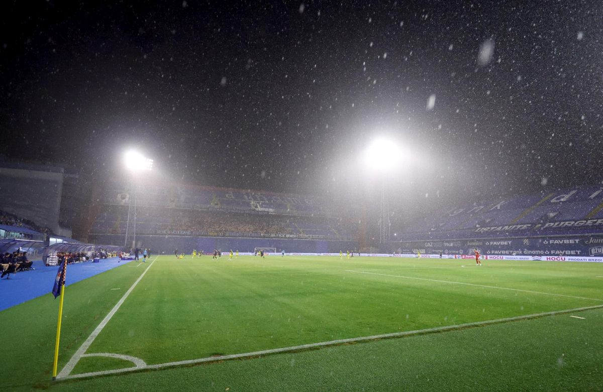 U najavi užasna reklama za hrvatski fudbal: Derbiju Dinamo - Hajduk prijeti fijasko U najavi užasna reklama za hrvatski fudbal: Derbiju Dinamo - Hajduk prijeti fijasko
