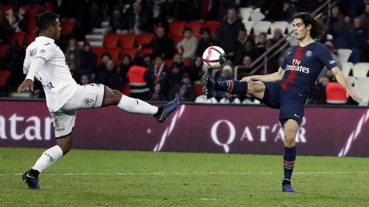 Cavani za minimalnu pobjedu PSG-a