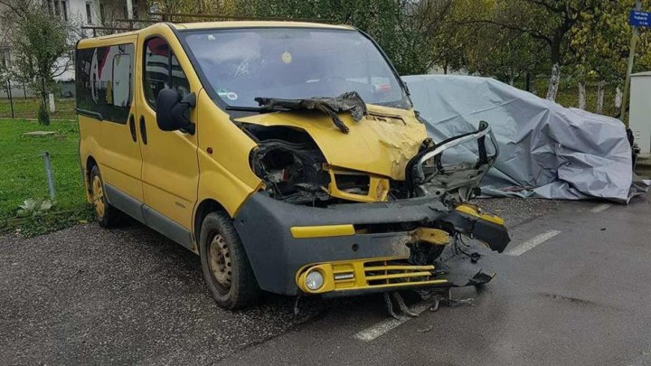 U saobraćajnoj nesreći povrijeđena četvorica odbojkaša
