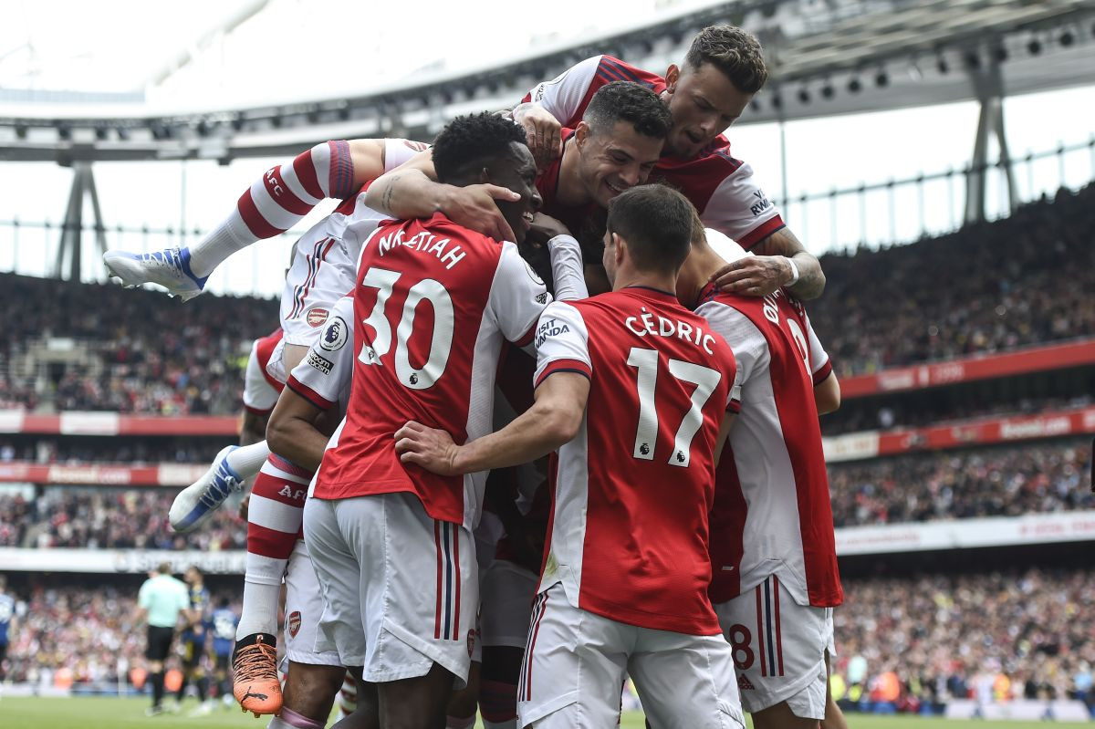 Na Emiratesu viđen pravi spektakl: Arsenal se otisnuo ka Ligi prvaka i Unitedu dokrajčio sezonu