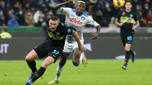 Inter u sjajnom meču pobijedio Napoli, Džeko meč završio u zavojima