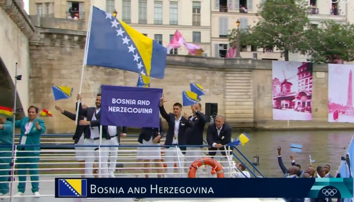 Spektakularno otvorenje Olimpijade u Parizu: Na Seni se zaviorila i zastava Bosne i Hercegovine