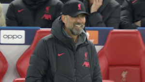 Klopp gleda i ne vjeruje čemu svjedoči!