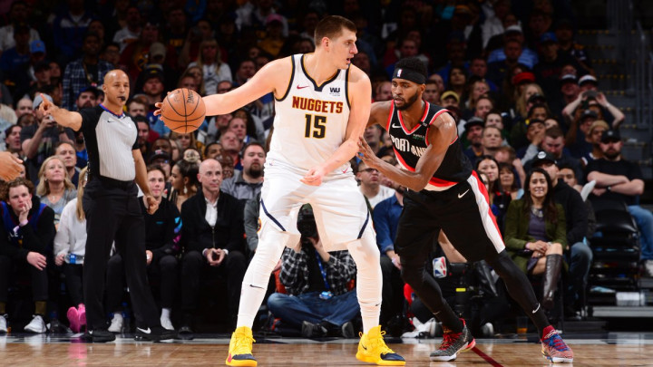 Denver i Toronto ostvarili ubjedljive pobjede i došli na korak od prolaska u polufinale doigravanja