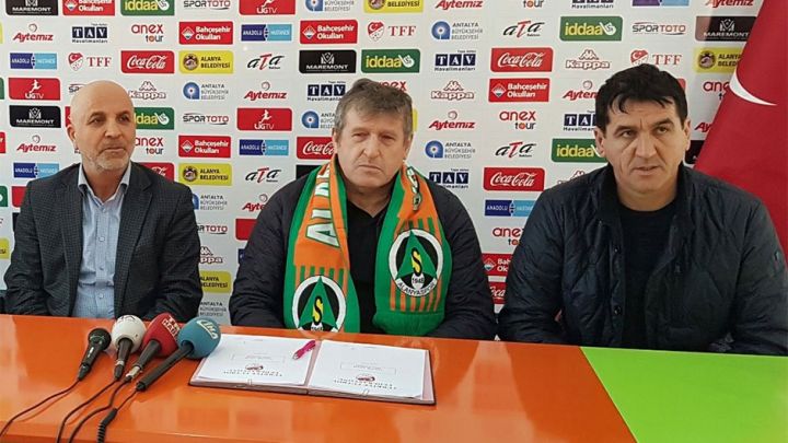 Zvanično: Safet Sušić preuzeo Alanyaspor