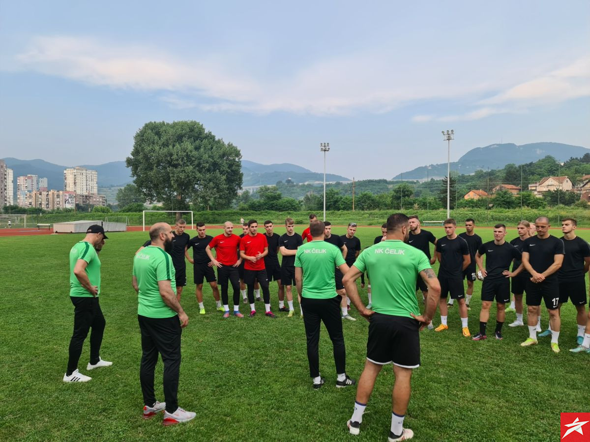Zeničani treniraju na Kamberovića polju, mladi igrači skreću pažnju na sebe