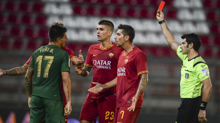 Spektakularan gol Kolarova u remiju Rome, Džeko i Kodro igrali u drugom poluvremenu