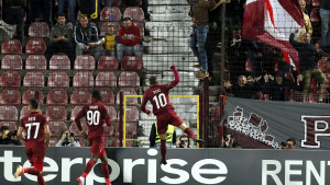 12 utakmica suspenzije za pljuvanje i istresanje nosa