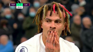 Navijači Tottenhama krenuli slaviti gol, a onda ih je Alisson "rasplakao"