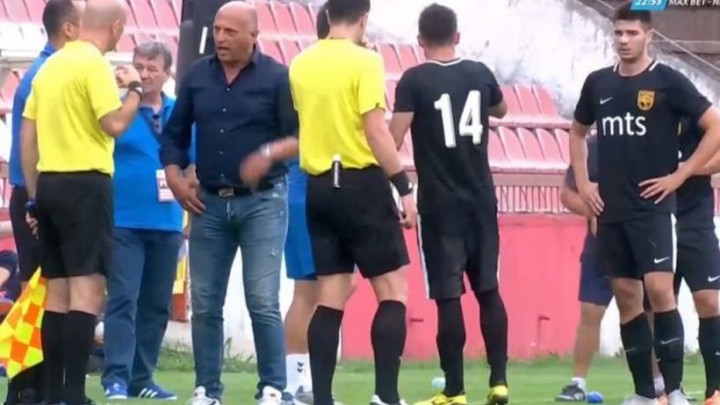 Trener povukao igrače nezadovoljan suđenjem, ali meč je ipak završen