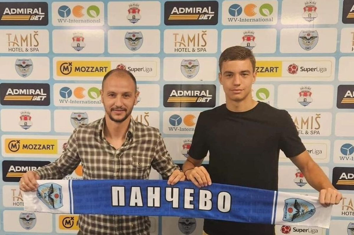 Sin Nemanje Vidića potpisao za srpskog Superligaša Sin Nemanje Vidića potpisao za srpskog Superligaša