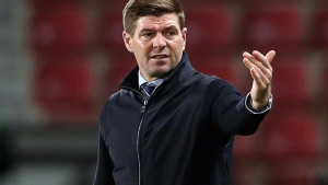 Steven Gerrard sjajno vodi Aston Villu: Leicester položio oružje