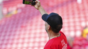 Klopp iz džepa uzeo mobitel i fotografisao novinare u press sali, pa im objasnio zašto je to uradio