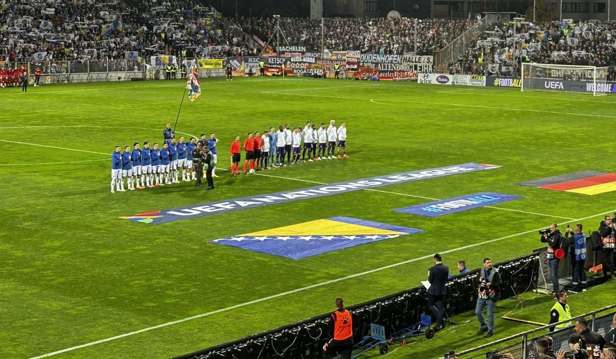 Svi kao jedan: Situacija viđena prilikom intoniranja himne BiH je svojevrsni raritet