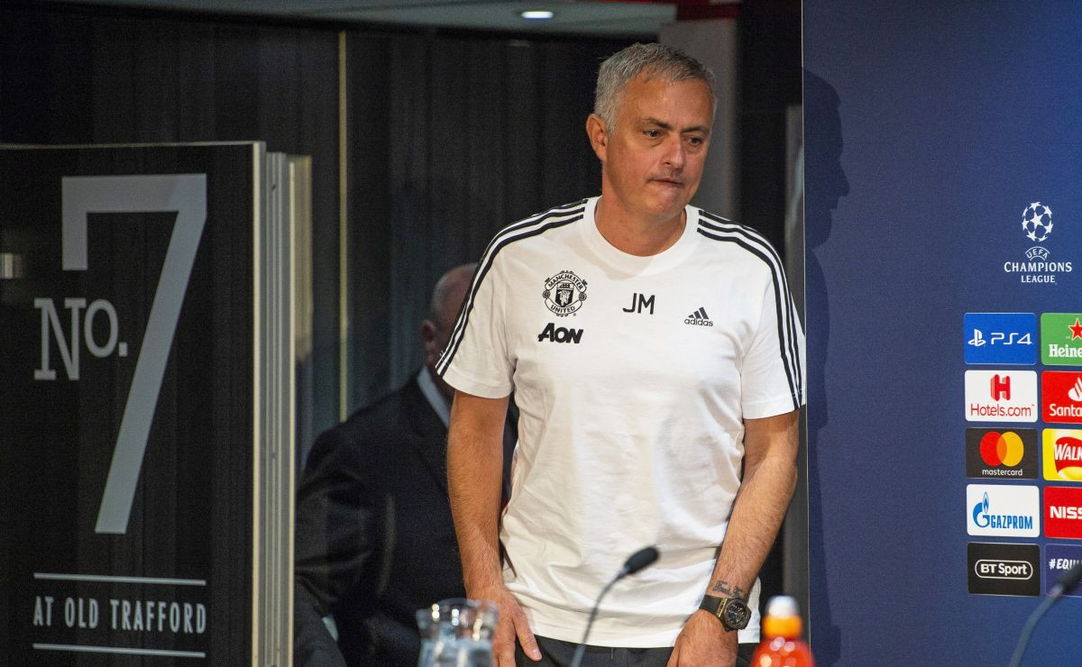 Je li Mourinhov 'flert' jasan znak gdje će raditi naredne sezone?