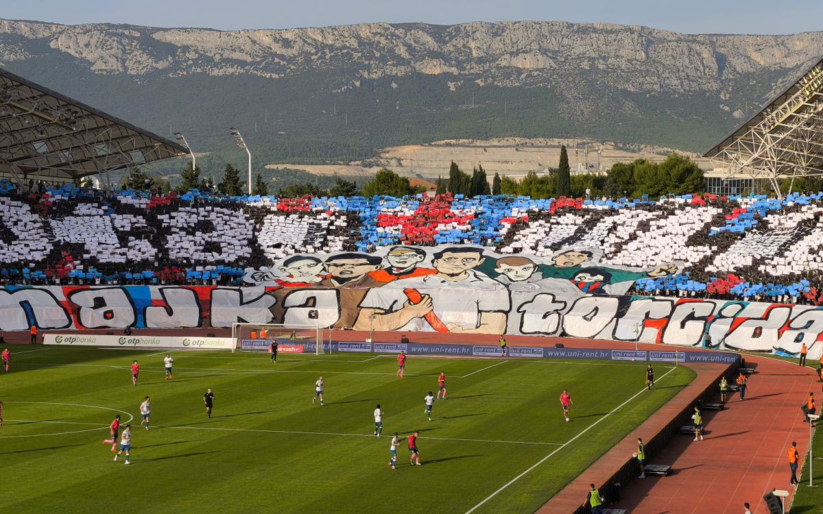 Scene s Poljuda će obići svijet: Balkanu očitana lekcija, a jedan čovjek završio na stubu srama Scene s Poljuda će obići svijet: Balkanu očitana lekcija, a jedan čovjek završio na stubu srama