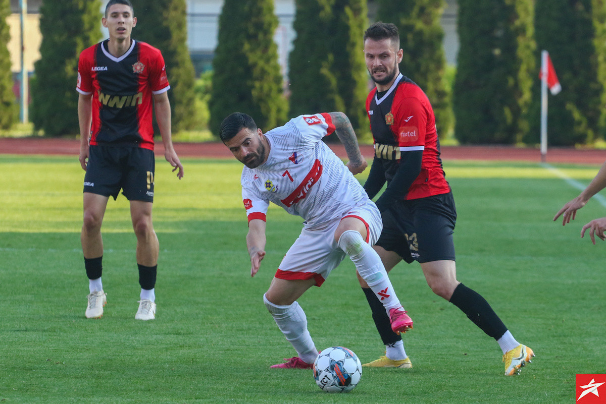 FK Radnik iz Hadžića predstavio dva sjajna pojačanja FK Radnik iz Hadžića predstavio dva sjajna pojačanja
