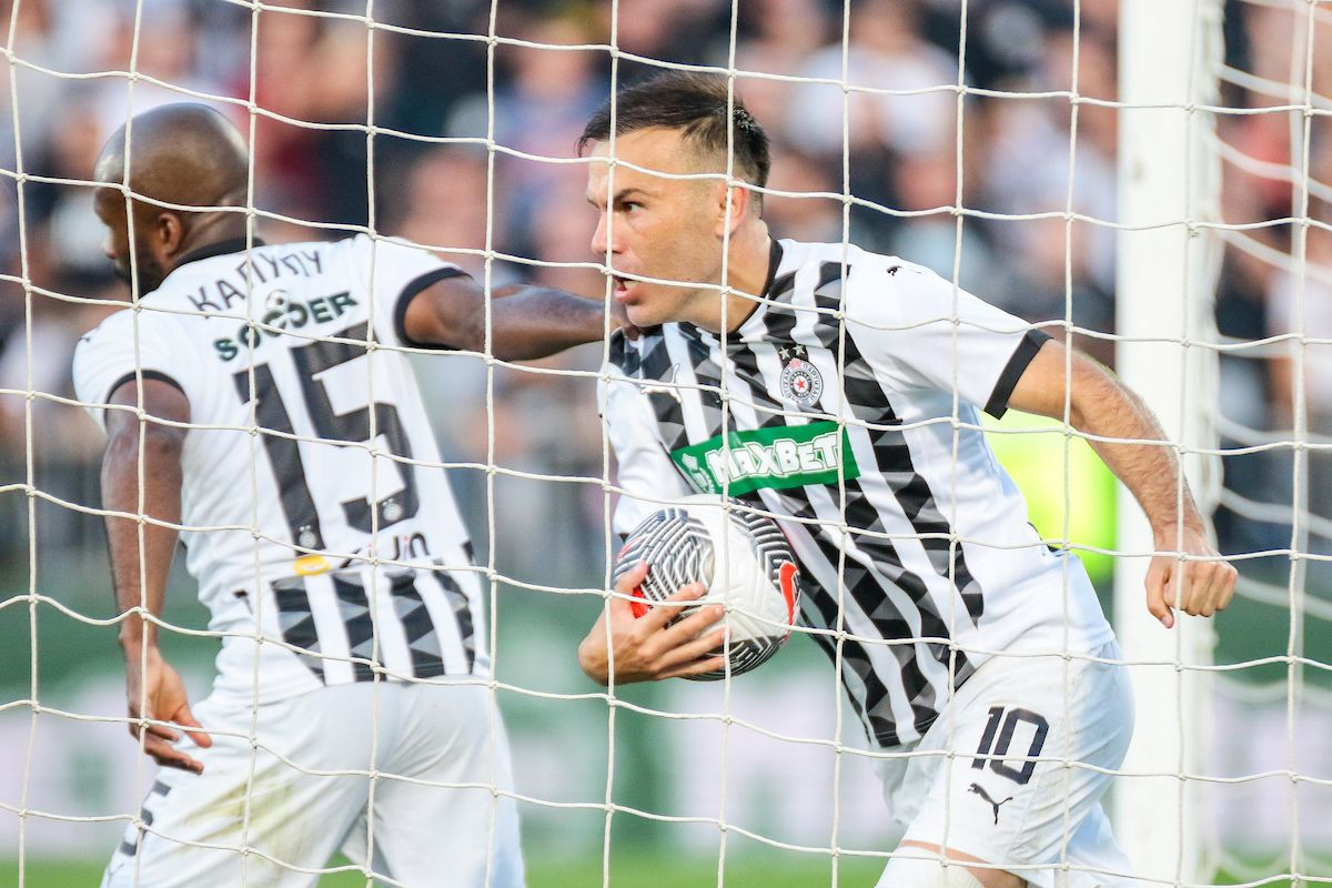 Danas niko ne bi mogao pobijediti Partizan - Viđen je pravi spektakl u Humskoj Danas niko ne bi mogao pobijediti Partizan - Viđen je pravi spektakl u Humskoj