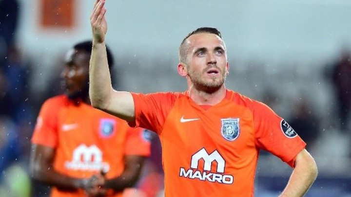 Edin Višća može ići: Bašakšehir postavio cijenu za reprezentativca BiH!