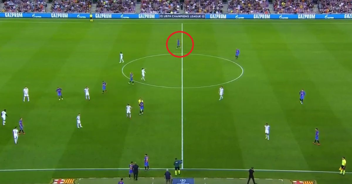 Fudbaler Barcelone u svlačionici plakao kao malo dijete, bio je neutješan Fudbaler Barcelone u svlačionici plakao kao malo dijete, bio je neutješan