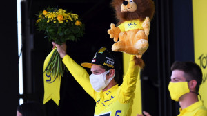Tour de France: Slovenac i dalje drži žutu majicu