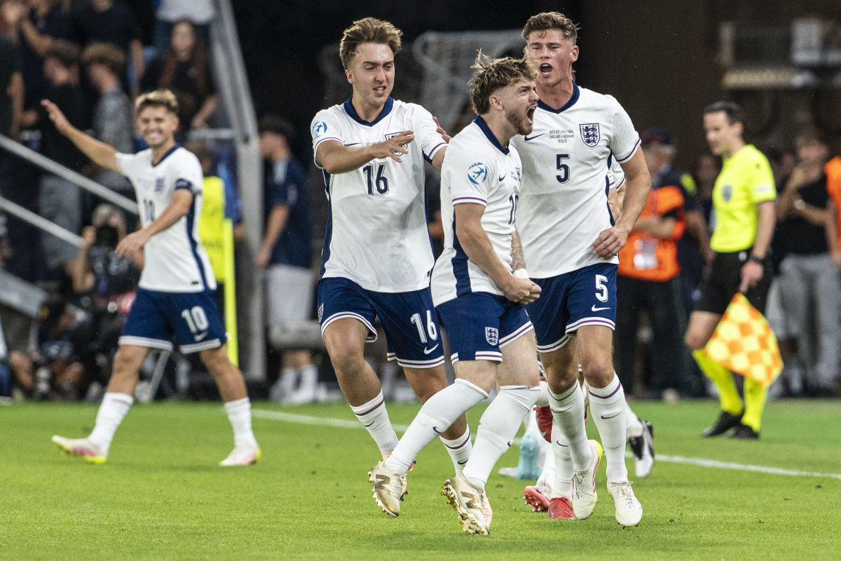 Tuga u Njemačkoj: Rowe na teren ušao u 91., a već u 92. minuti Engleskoj donio titulu prvaka Evrope! Tuga u Njemačkoj: Rowe na teren ušao u 91., a već u 92. minuti Engleskoj donio titulu prvaka Evrope!