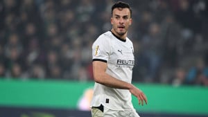 Kada je sudija svirao kraj utakmice Haris Tabaković je shvatio šta je uradio