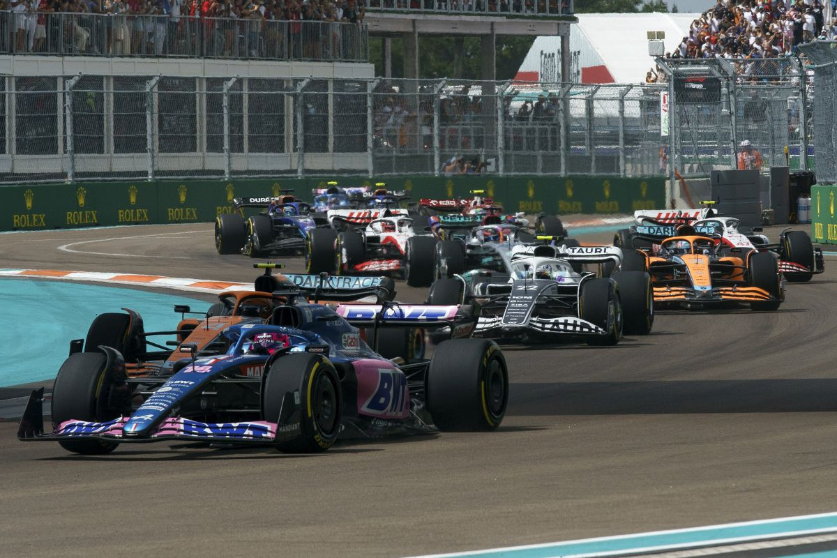FIA iznenadila odlukom o broju utrka do kraja sezone 