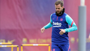 Pjanić se oporavio od povrede, ali ne može biti zadovoljan odlukom Ronalda Koemana