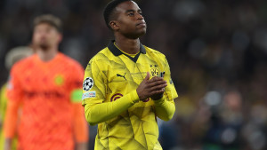 Borussia prodala mladog napadača - Moukoko ima novi klub