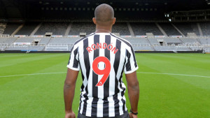 Newcastle predstavio novu 'devetku'