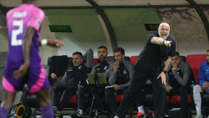 Barbarez spušta loptu na zemlju, a posebno je izdvojio dva fudbalera u koja ima puno povjerenje