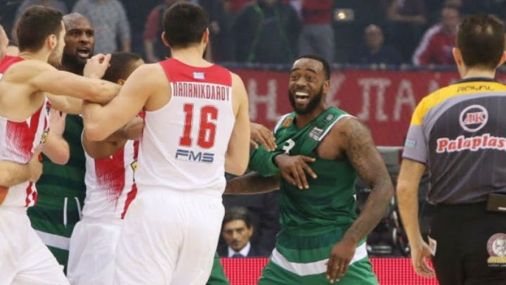 Olympiacos fantastičnom obranom do breaka