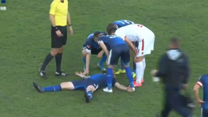 Beganović nakon teškog udarca ostao na zemlji, srećom brzo se pridigao