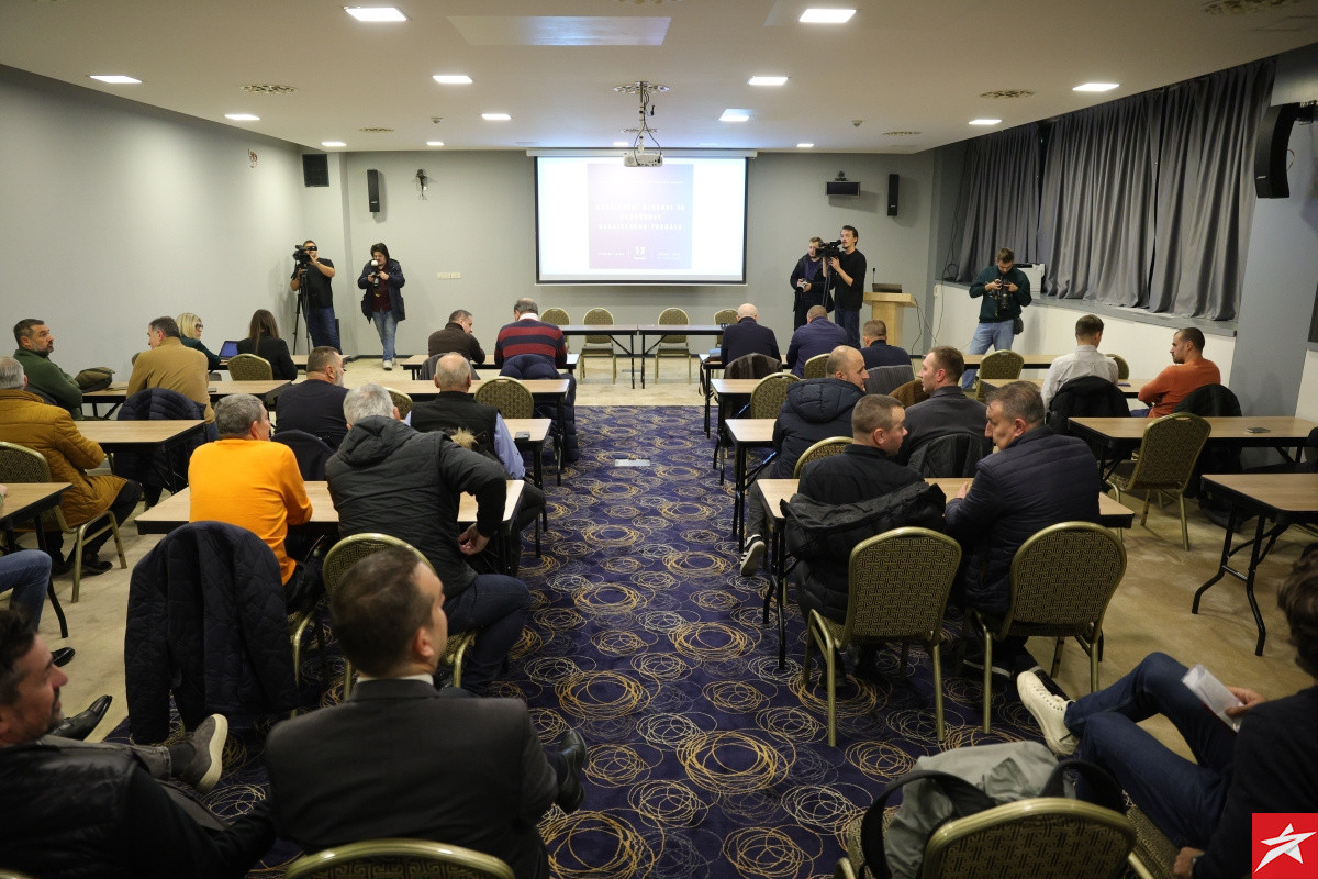 Velika većina sarajevskih klubova bojkotuje Izbornu skupštinu, suspenzijama do kvoruma? Velika većina sarajevskih klubova bojkotuje Izbornu skupštinu, suspenzijama do kvoruma?
