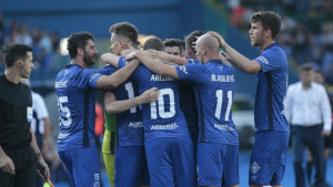 Željo večeras želi da se vrati na vrh, Široki na teškom ispitu
