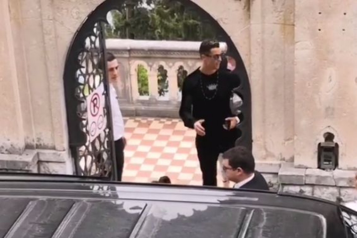 Ronaldov odmor završen: Snimljeno kako se pozdravio s osobljem vile