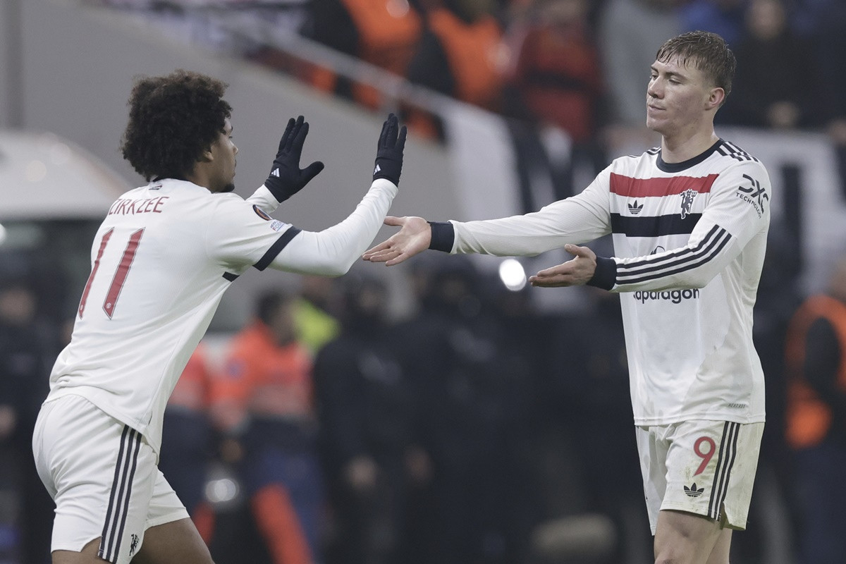 Razbija se Unitedov napadački duo - Jedan ostaje, drugi ide u Juventus? Razbija se Unitedov napadački duo - Jedan ostaje, drugi ide u Juventus?