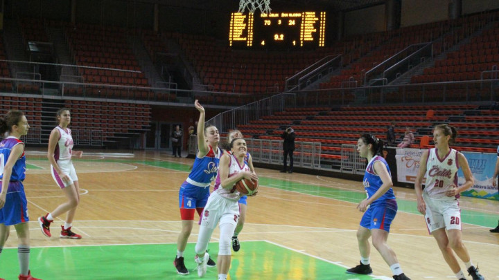 Košarkašice Čelika u Areni visoko porazile ekipu Slobode