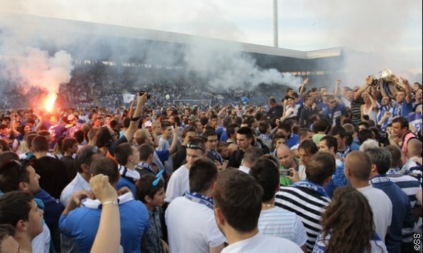 Grbavica pjesmom ispratila svoje heroje
