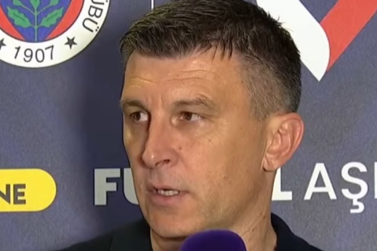Jakirović 'pročitao' Mourinha kao omiljenu knjigu, otkrio je i kako: "Znao sam da će..." Jakirović 'pročitao' Mourinha kao omiljenu knjigu, otkrio je i kako: "Znao sam da će..."
