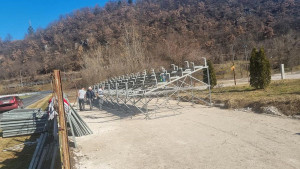 Počelo postavljanje montažne tribine u Konjicu, "debi" će imati već protiv Željezničara