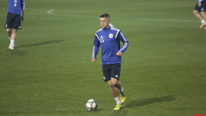 Muhamed Bešić danas završava transfer, postavljena je i nova cijena