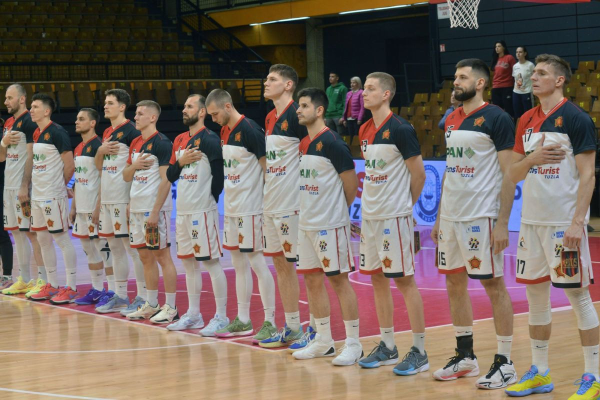 Mostar praznih ruku ide iz Tuzle kući, Sloboda slavila ubjedljivu pobjedu Mostar praznih ruku ide iz Tuzle kući, Sloboda slavila ubjedljivu pobjedu