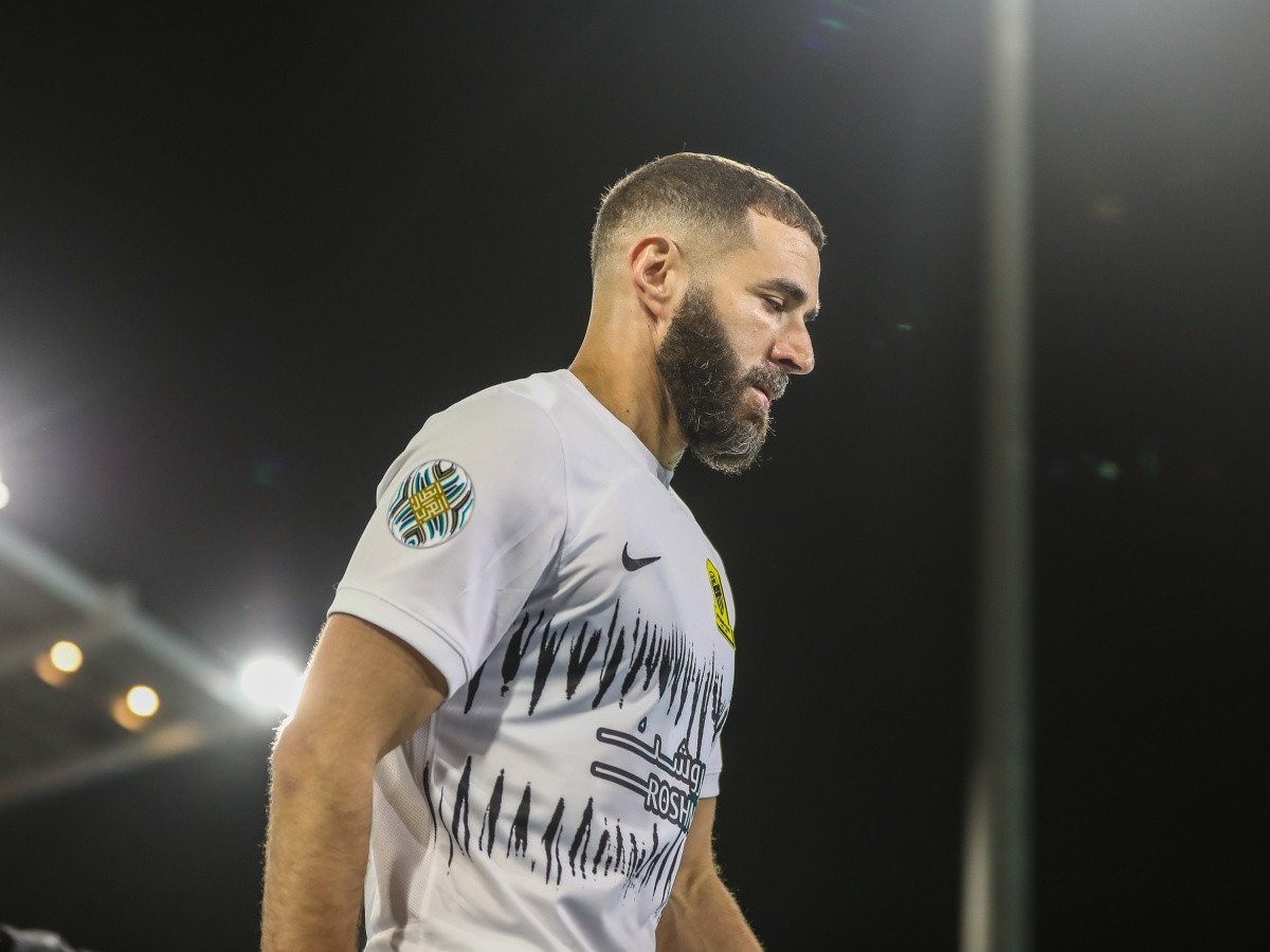 Benzema objavio fotografiju i navukao bijes Ronaldovih pristalica! Benzema objavio fotografiju i navukao bijes Ronaldovih pristalica!