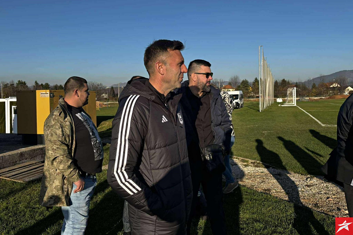 Mario Cvitanović prati trening reprezentacije Bosne i Hercegovine u Butmiru